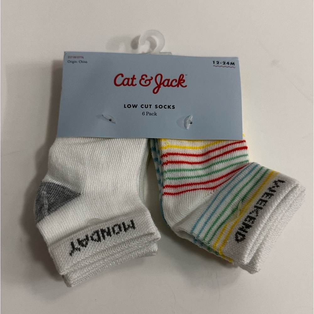 🧦 NWT Cat & Jack 6pk Kids Low-Cut Socks - Weekdays (6-12 Months) 🧦 - Picture 2 of 8